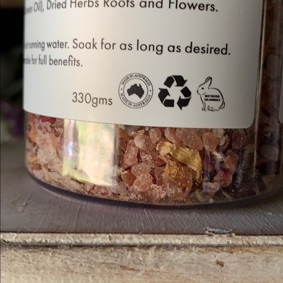 Cedar + Stone Australian PINK Himalayan bath salts - Picture 9 of 9